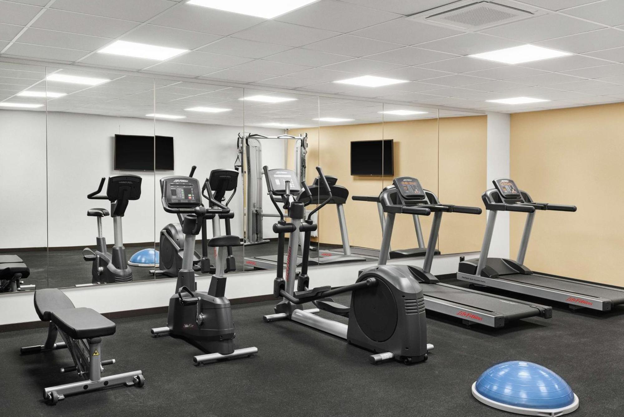 Hilton Garden Inn Riga Old Town Luaran gambar